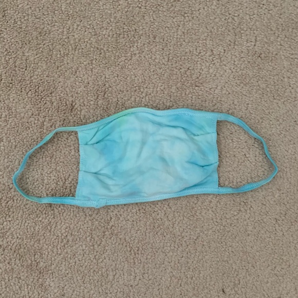 NWT blue tie dye face mask - Picture 11 of 16